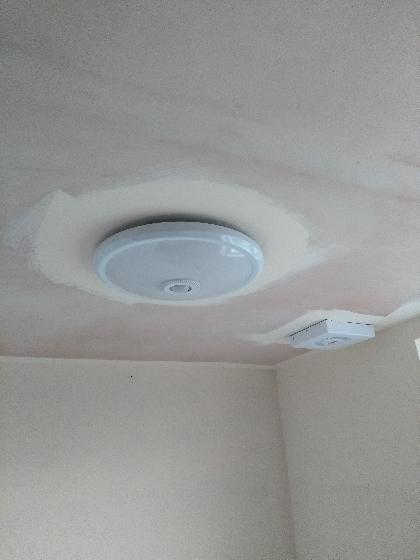 IP Rated LED microwave sensor light and extractor fan to one en-suite shower room.